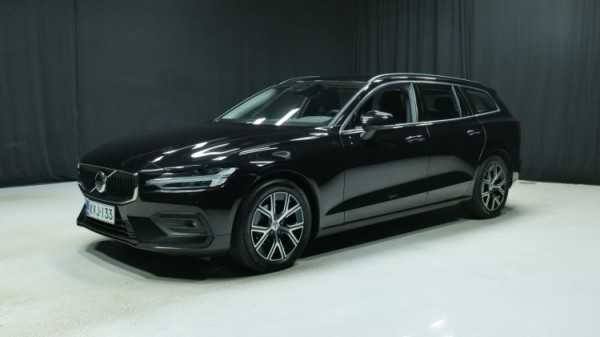 Esittelykuva Volvo V60 bensiiniautosta.