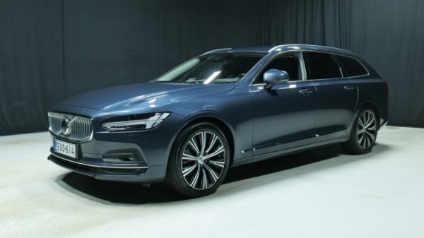 Esittelykuva Volvo V90 dieselautosta.