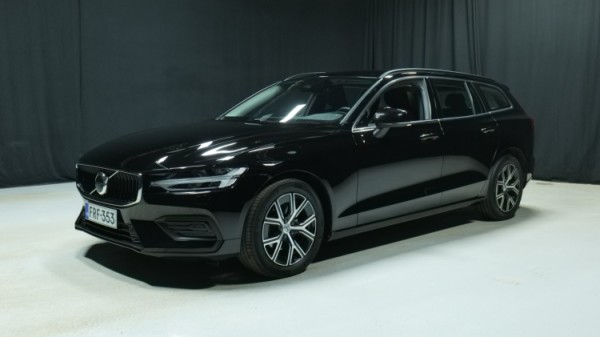 Esittelykuva Volvo V60 bensiiniautosta.
