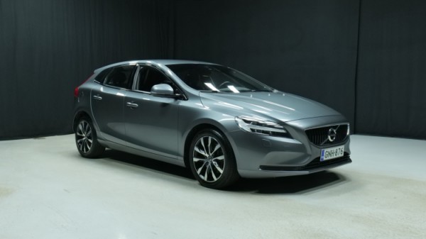 Esittelykuva Volvo V40 bensiiniautosta.
