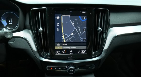 Esittelykuva Volvo V60 kevythybridiautosta.