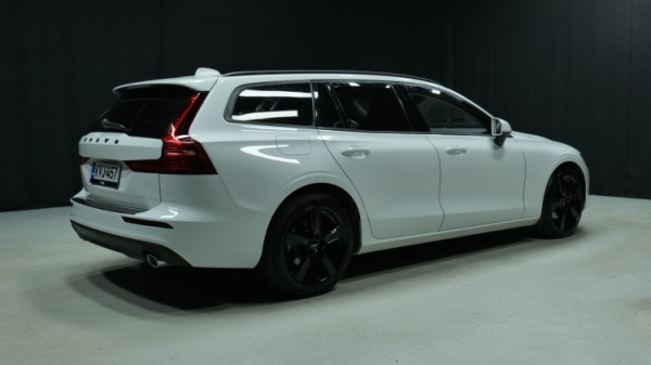 Esittelykuva Volvo V60 dieselautosta.