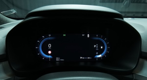 Esittelykuva Volvo XC40 bensiiniautosta.