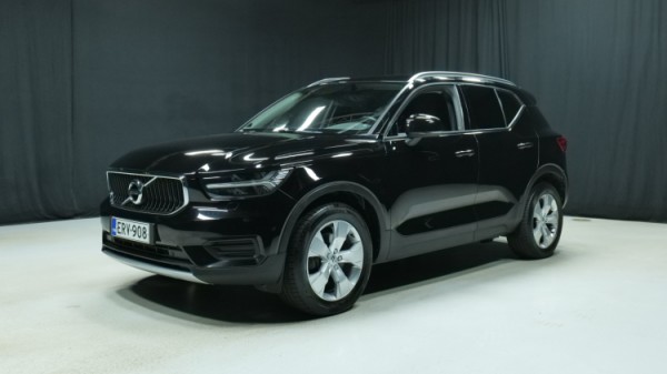 Esittelykuva Volvo XC40 bensiiniautosta.