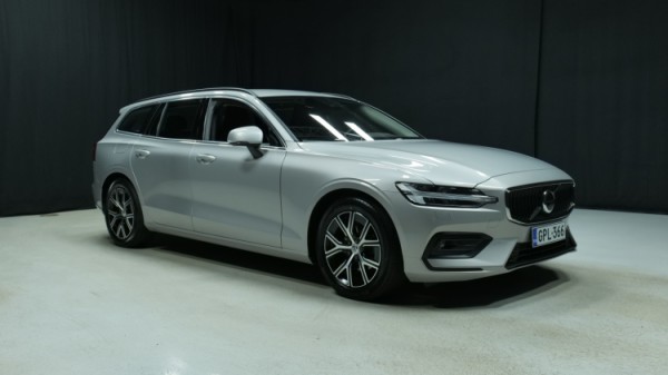 Esittelykuva Volvo V60 kevythybridiautosta.
