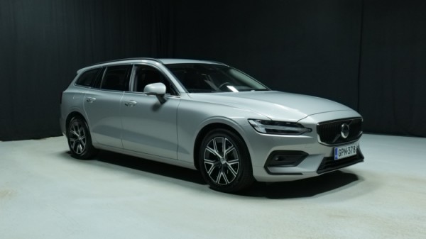 Esittelykuva Volvo V60 bensiiniautosta.