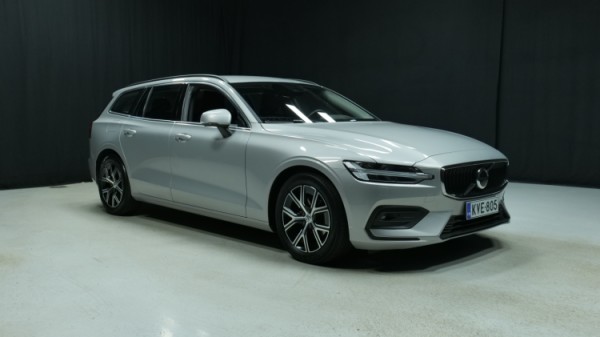 Esittelykuva Volvo V60 kevythybridiautosta.
