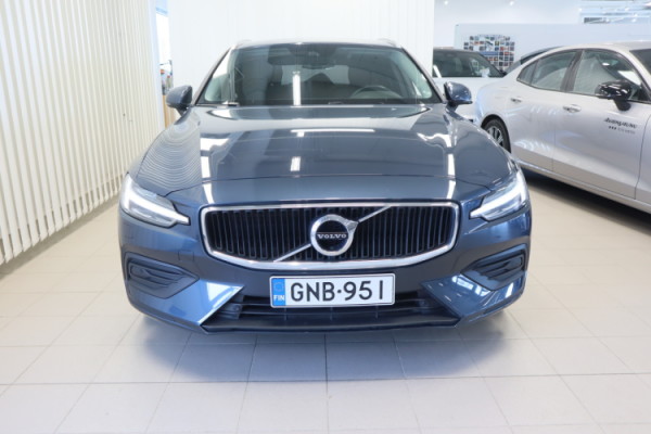Esittelykuva VOLVO V60 dieselautosta.