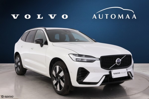 Esittelykuva VOLVO XC60 lataushybridiautosta.