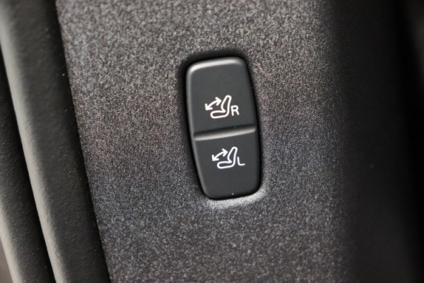 Esittelykuva VOLVO EX90 täyssähköautosta.