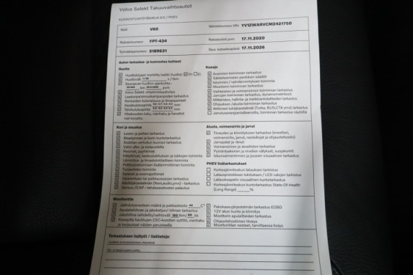 Esittelykuva VOLVO V60 dieselautosta.