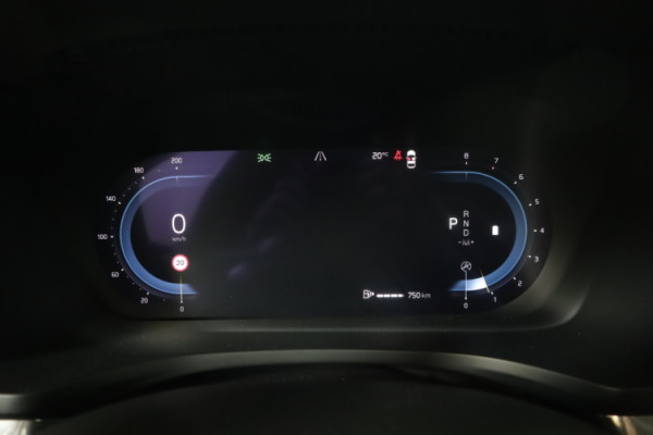 Esittelykuva VOLVO V60 bensiiniautosta.