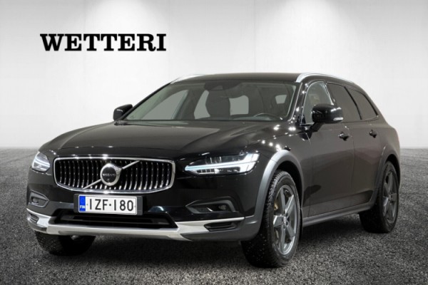 Esittelykuva VOLVO V90 CROSS COUNTRY dieselautosta.