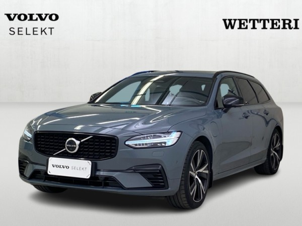 Esittelykuva VOLVO V90 lataushybridiautosta.