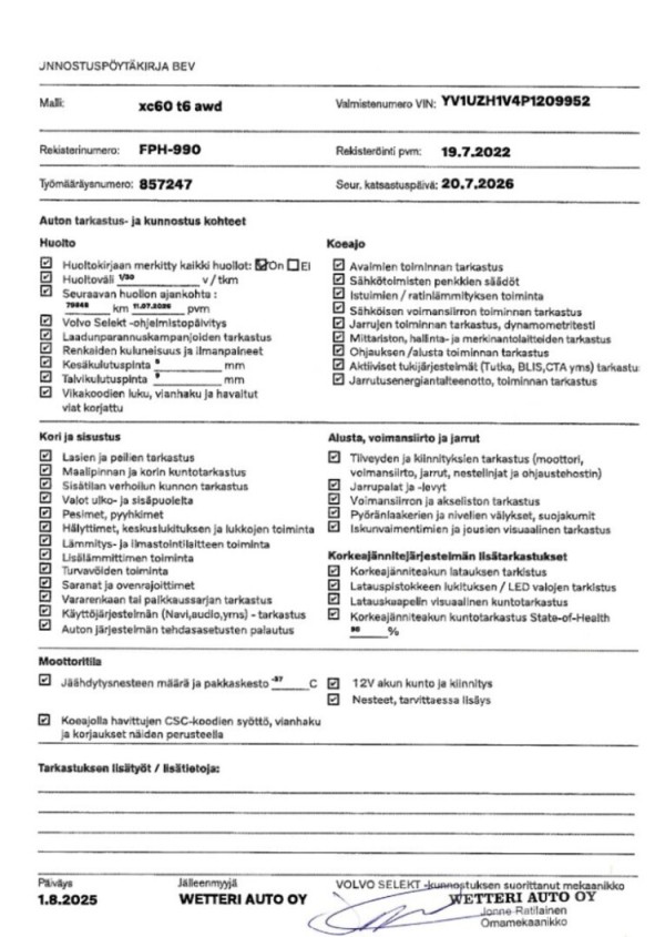 Esittelykuva VOLVO XC60 lataushybridiautosta.