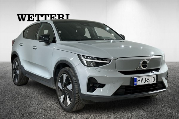 Esittelykuva VOLVO C40 täyssähköautosta.