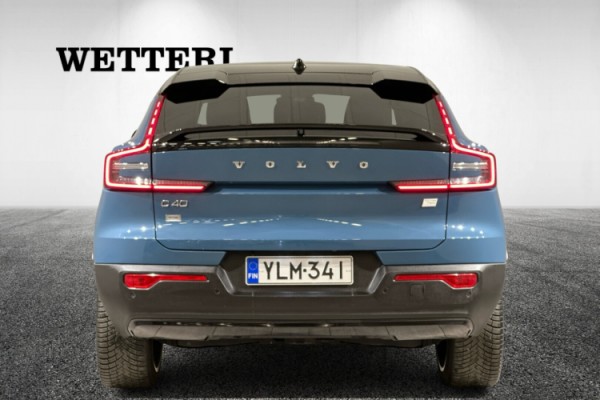 Esittelykuva VOLVO C40 täyssähköautosta.