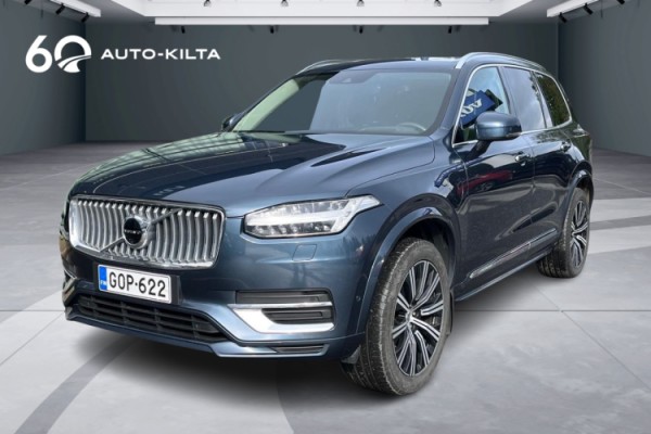 Esittelykuva VOLVO XC90 lataushybridiautosta.