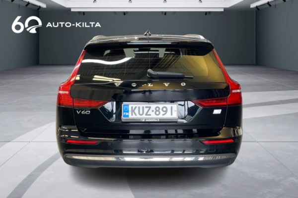 Esittelykuva VOLVO V60 lataushybridiautosta.