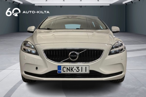 Esittelykuva Volvo V40 bensiiniautosta.