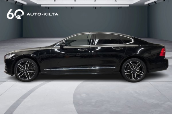 Esittelykuva Volvo S90 lataushybridiautosta.