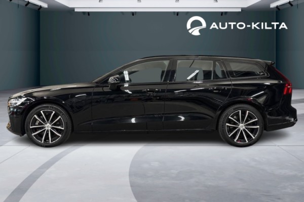 Esittelykuva VOLVO V60 lataushybridiautosta.