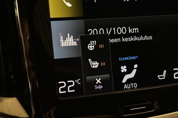 Esittelykuva Volvo V60 lataushybridiautosta.