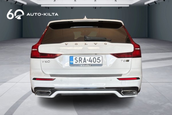 Esittelykuva Volvo V60 lataushybridiautosta.