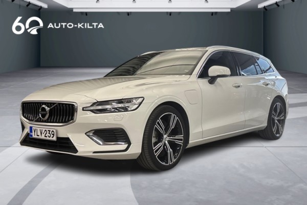 Esittelykuva Volvo V60 lataushybridiautosta.