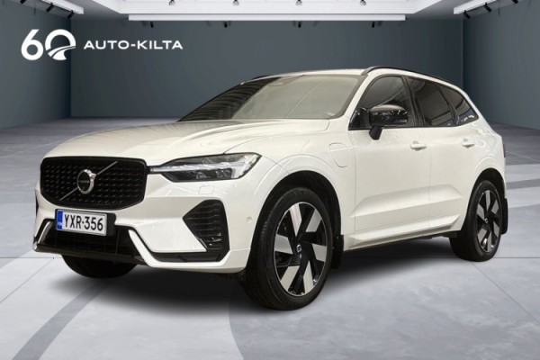 Esittelykuva Volvo XC60 lataushybridiautosta.